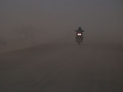 Mali - Environs de Douentza Vent de sable Moto AfricaTwin