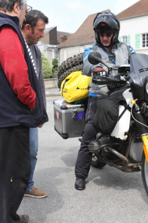 matériel neuf ... mais pilote un peu engoncé