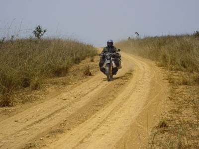 Angola - la piste Moto R100GS